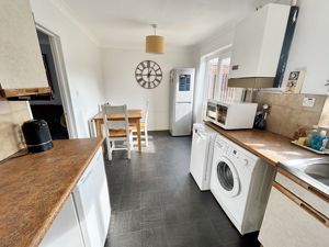 Kitchen/diner- click for photo gallery